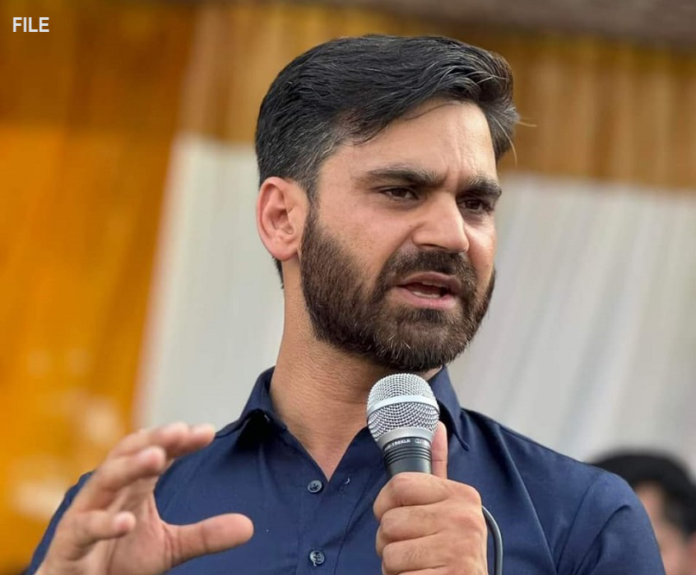 Waheed Cctv Waheed Para Questions CM Omar Abdullah Over Security of Opposition ...
